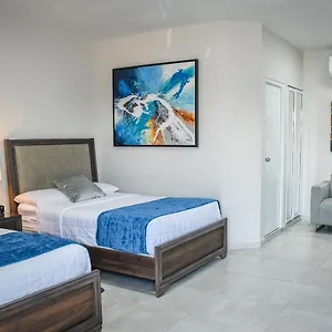 3* Отель Cofresi