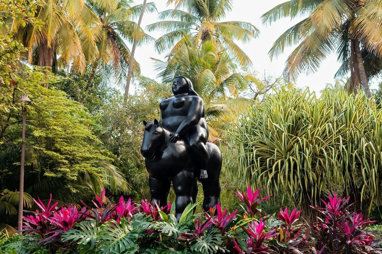 אתר נופש ריו גראנדה St. Regis Bahia Beach Resort, Puerto Rico